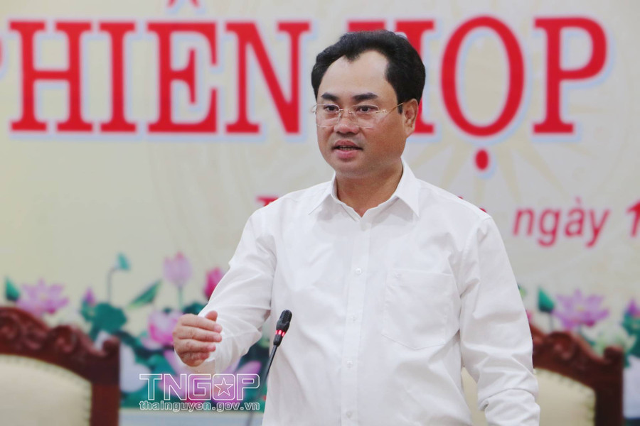 Ông Trịnh Việt Hùng, Ủy viên dự khuyết BCH Trung ương Đảng, Phó Bí thư Tỉnh ủy, Chủ tịch UBND tỉnh Thái Nguyên chủ trì phiên họp. (Ảnh:thainguyen.gov.vn) Ông Trịnh Việt Hùng, Ủy viên dự khuyết BCH Trung ương Đảng, Phó Bí thư Tỉnh ủy, Chủ tịch UBND tỉnh Thái Nguyên chủ trì phiên họp. (Ảnh:thainguyen.gov.vn)