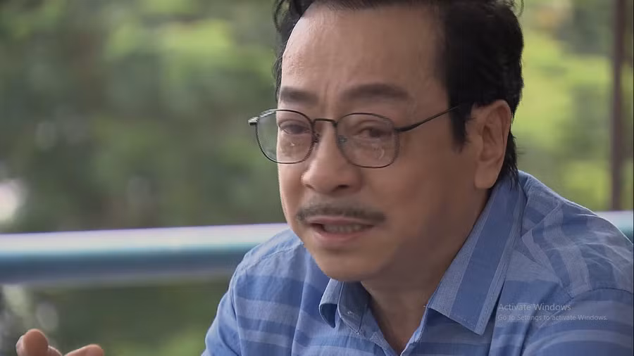 Bộ phim "Về nhà đi con": NSND Hoàng Dũng xuất sắc trong vai ông Luật.