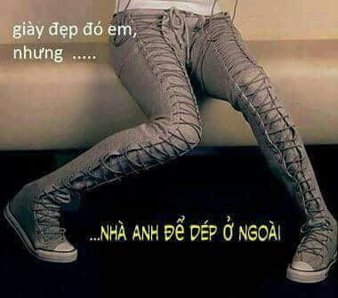 Khi nhà bạn trai để dép ở ngoài thì sao. Khi nhà bạn trai để dép ở ngoài thì sao.