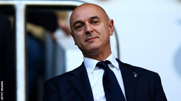 Daniel Levy - lí do khiến Kane không thể gia nhập Man City hai năm trước. Daniel Levy - lí do khiến Kane không thể gia nhập Man City hai năm trước.