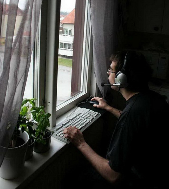 Tỉnh ngủ khi xem loạt ảnh khó đỡ của các game thủ hình ảnh 2 tinh ngu khi xem loat anh kho do cua cac game thu hinh anh 2