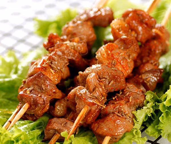 Cách ướp, nướng thịt xiên thơm phức, ngon hơn ngoài hàng ảnh 4 Empty