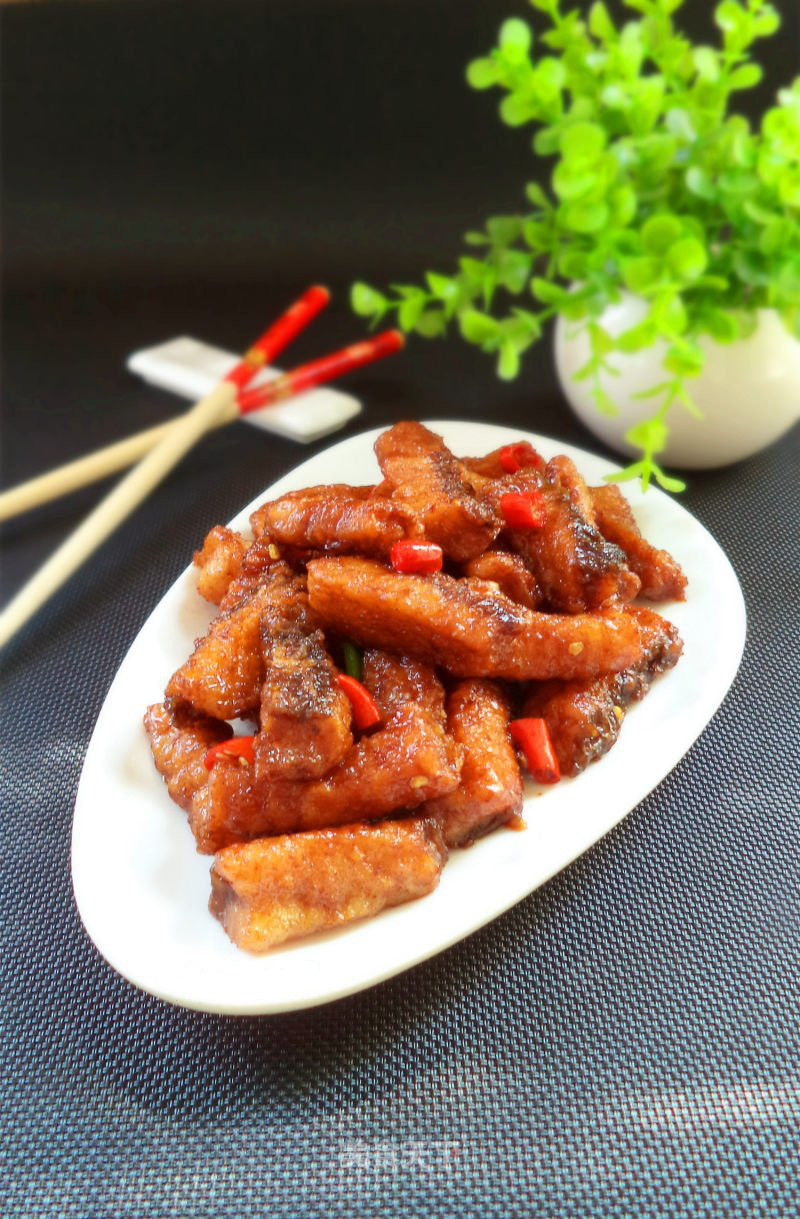 Ngày lạnh nhất định phải thử món cá rim mặn đậm đà ngon cơm - Ảnh 5. Ngày lạnh nhất định phải thử món cá rim mặn đậm đà ngon cơm - Ảnh 5.