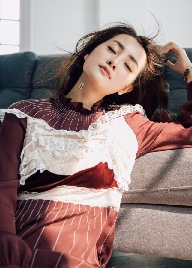 BTV Quỳnh Chi VTV: “Gái ế” xinh lung linh ảnh 11