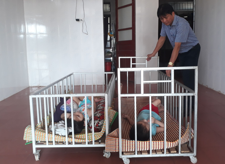 Mỗi đứa trẻ vào Làng là một phận đời