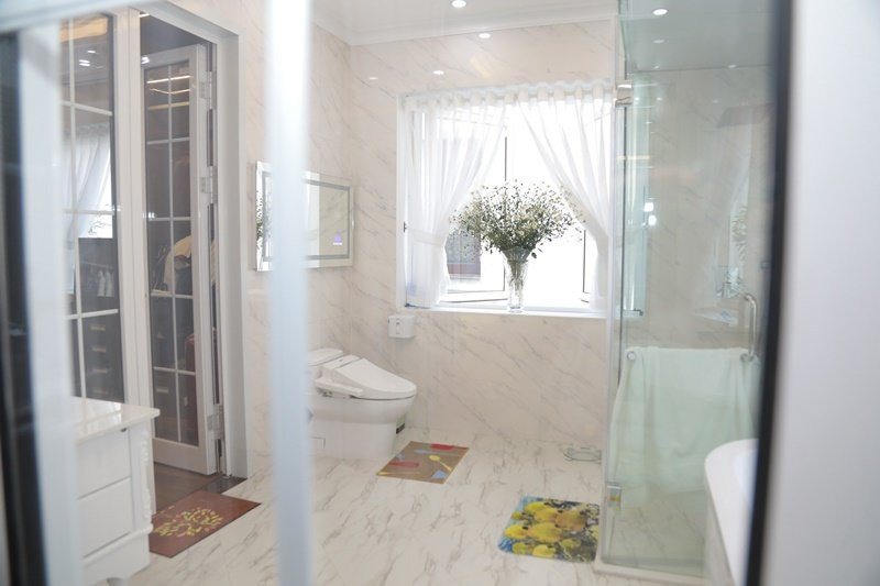 Biệt thự trắng 20 tỷ của ca sĩ Quang Hà