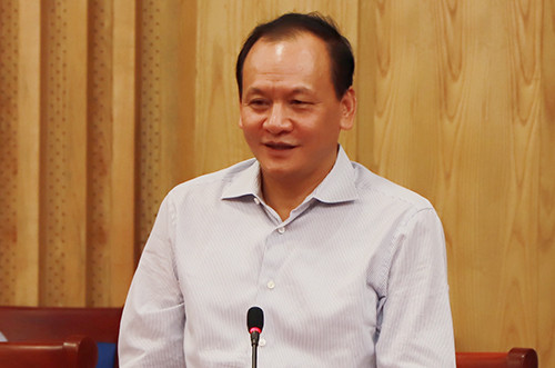 Thứ trưởng Nguyễn Nhật tại buổi làm việc hôm nay. Ảnh: Văn Duy.