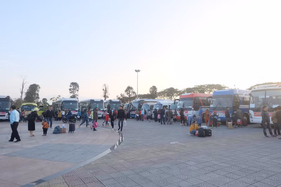 Về quê đón Tết trên chuyến xe Công đoàn miễn phí