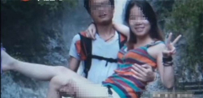 Đưa bạn gái về nhà ra mắt bố mẹ, chàng trai không ngờ vô tình phá hoại hạnh phúc của chị ruột