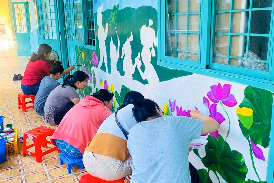 Hiện có 617 cơ sở giáo dục trên toàn tỉnh Đồng Tháp hưởng ứng vẽ bích họa Sen.