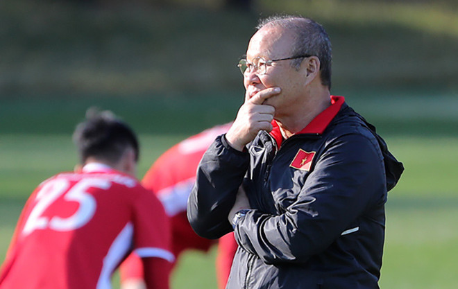 Cánh cửa của đội tuyển Việt Nam luôn rộng mở với những cầu thủ Việt kiều xuất sắc Cánh cửa của đội tuyển Việt Nam luôn rộng mở với những cầu thủ Việt kiều xuất sắc