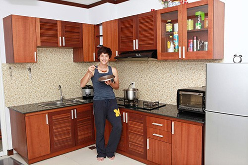 Gia thế đời thực của hội công tử "trâm anh thế phiệt" màn ảnh nhỏ: Người có biệt thự 25 tỷ, người chật vật kiếm kế sinh nhai! - Ảnh 17. Gia thế đời thực của hội công tử "trâm anh thế phiệt" màn ảnh nhỏ: Người có biệt thự 25 tỷ, người chật vật kiếm kế sinh nhai! - Ảnh 17.