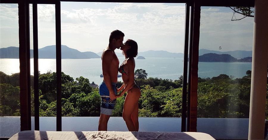 Lộ gia thế siêu khủng của chồng Tây siêu mẫu Phương Mai: Đẹp trai, con nhà giàu, giám đốc một tập đoàn tư vấn tài chính đình đám - Ảnh 9. Lộ gia thế siêu khủng của chồng Tây siêu mẫu Phương Mai: Đẹp trai, con nhà giàu, giám đốc một tập đoàn tư vấn tài chính đình đám - Ảnh 9.