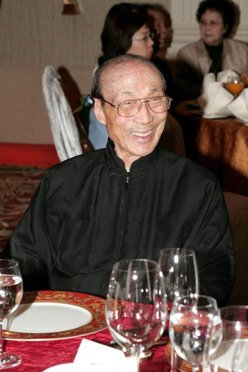 tiet lo bat ngo ve cat-xe dong phim cua ly tieu long hinh anh 6