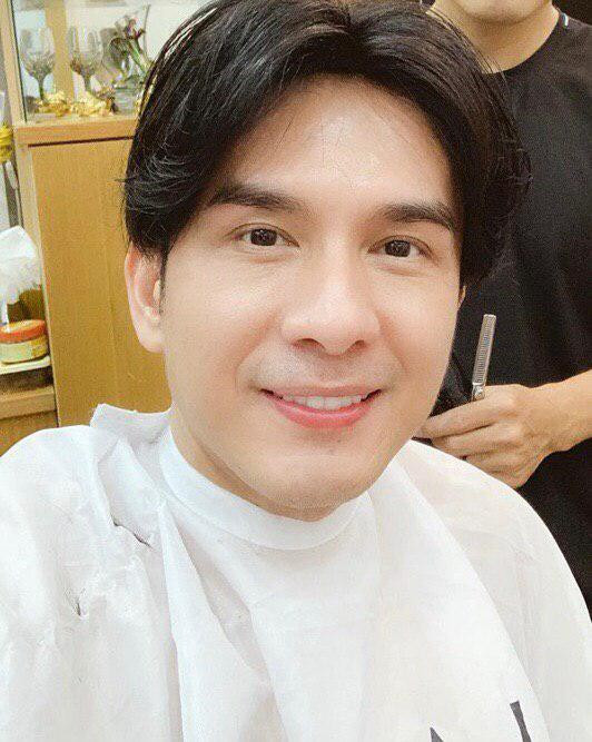 Đan Trường để lại tóc bổ luống "huyền thoại" sau hơn 20 năm vì điều này? hình ảnh 5 dan truong de lai toc bo luong "huyen thoai" sau hon 20 nam vi dieu nay? hinh anh 5