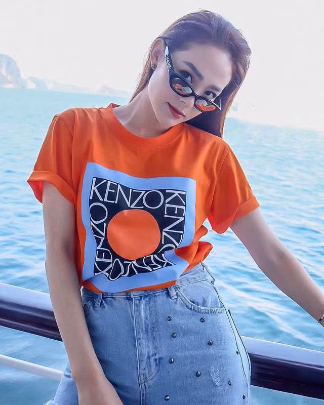 Sau chiếc cằm tai tiếng, Minh Hằng bị nghi vấn căng da mặt ảnh 1