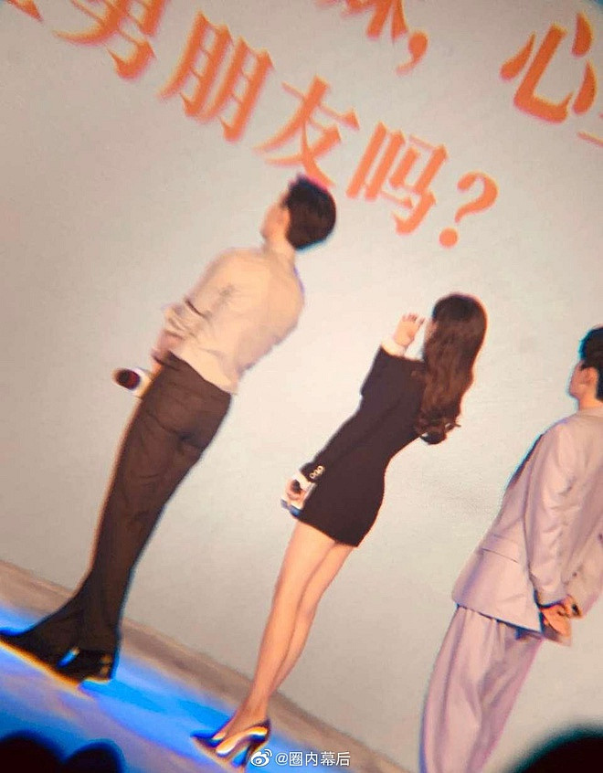 Lộ ảnh chụp chưa qua photoshop, thân hình của Angela Baby bất ngờ gây sốt cộng đồng mạng - Ảnh 4 Lộ ảnh chụp chưa qua photoshop, thân hình của Angela Baby bất ngờ gây sốt cộng đồng mạng - Ảnh 4