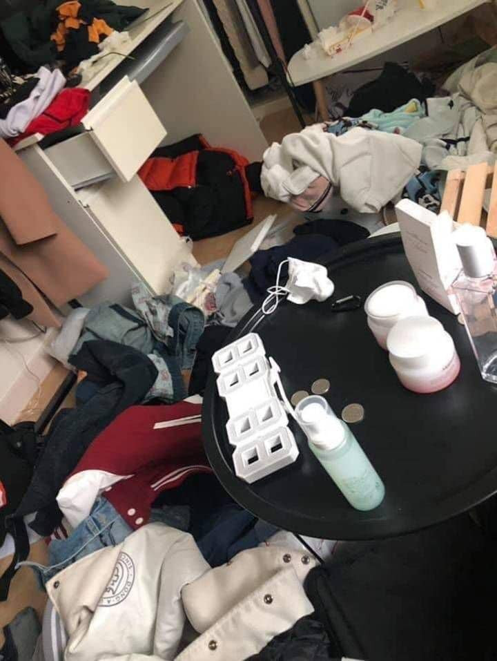 Hết hồn khi thấy phòng ngủ của sinh viên Hàn, nhiều fans phim ngôn tình chắc sẽ đau tim lắm