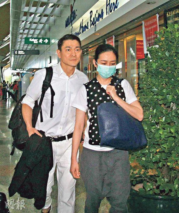 Vợ Lưu Đức Hoa: Đại tiểu thư giàu bậc nhất Malaysia, sống lầm lũi cả đời trong bóng tối vì chồng - Ảnh 6. Vợ Lưu Đức Hoa: Đại tiểu thư giàu bậc nhất Malaysia, sống lầm lũi cả đời trong bóng tối vì chồng - Ảnh 6.