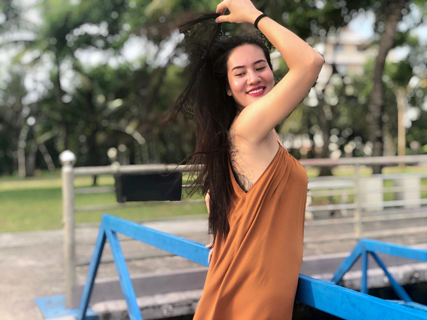 Cuộc đời lận đận, nuôi con bại não của diễn viên "Về nhà đi con" ảnh 2 Cuoc doi lan dan, nuoi con bai nao cua dien vien