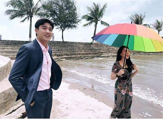 Quốc Trường lên tiếng bênh vực hotgirl Hải Phòng, ngầm khẳng định cái kết “Về nhà đi con” vẫn tốt đẹp