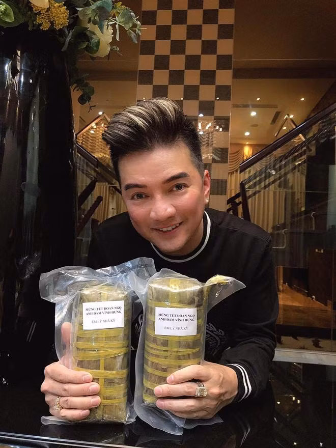 dam vinh hung mang mon an ly nha ky tang len may bay nhung ai nhin cung het hon vi... - 1