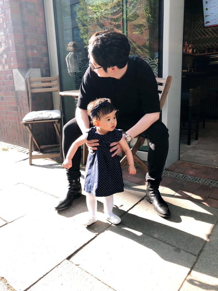 Mai Hồ khoe con gái xinh như búp bê, thừa nhận đến cái tóc cũng giống tô mỳ của chồng Việt kiều - Ảnh 3. Mai Hồ khoe con gái xinh như búp bê, thừa nhận đến cái tóc cũng giống tô mỳ của chồng Việt kiều - Ảnh 3.