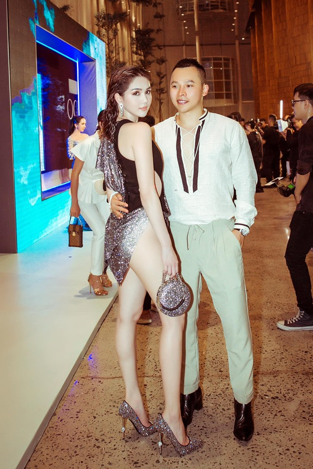 Ngỡ ngàng chiếc mũi ngày càng biến dạng của Vũ Khắc Tiệp ảnh 12 Empty