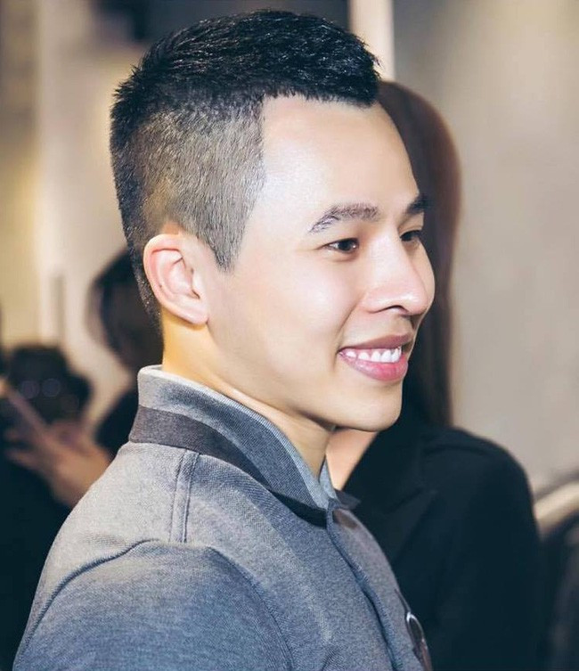 Ngỡ ngàng chiếc mũi ngày càng biến dạng của Vũ Khắc Tiệp ảnh 2 Empty