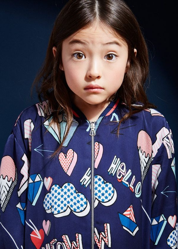 Mẫu nhí Ella Gross là ai mà khiến Sơn Tùng M-TP "thả tim" miệt mài trên Instagram ảnh 11 Xinh xắn và đầy tài năng thế này…