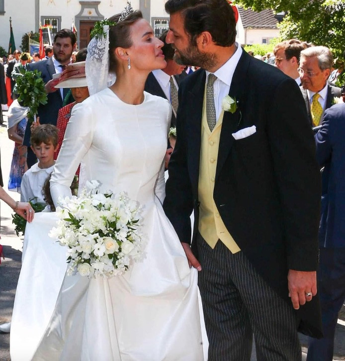 Đám cưới như trong cổ tích của hoàng tử Đức và người mẫu Mỹ