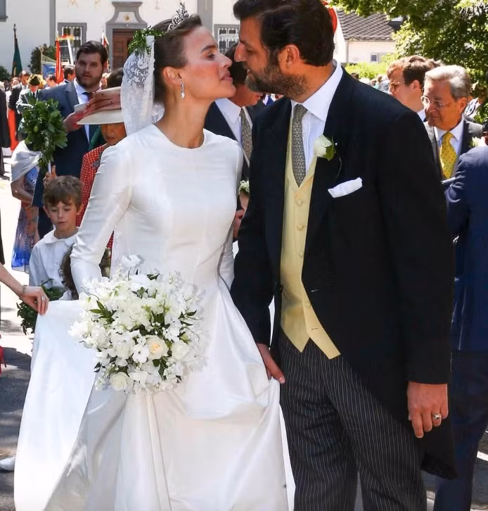 Đám cưới như trong cổ tích của hoàng tử Đức và người mẫu Mỹ