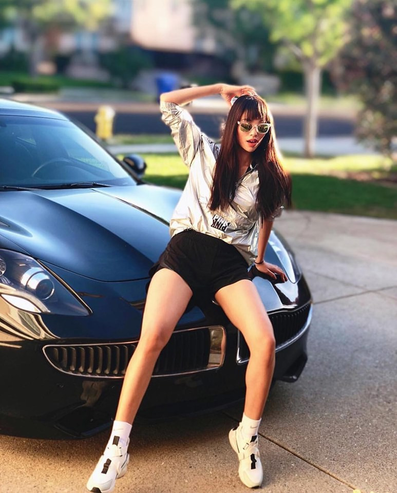 Phạm Hương tiếp tục khoe khối tài sản kếch xù trên đất Mỹ ảnh 8 Empty