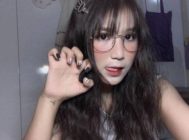 Xuất hiện chớp nhoáng trong đoạn phóng sự, nữ sinh Hà Nội bỗng nổi như cồn vì quá đẹp ảnh 3