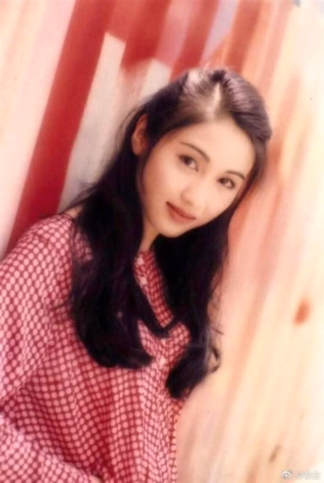 Lê Tư: ‘Đệ nhất mỹ nhân TVB’, cuộc đời gắn với hai người đàn ông tàn tật - ảnh 2