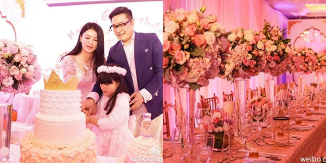 Bản thân Vương Thi Linh kiếm được nhiều tiền, vì vậy mẹ Lý Tương của cô bé thường xuyên mua cho con gái đồ hiệu. Mỗi lần Vương Thi Linh xuất hiện, khán giả đều sôi nổi bàn tán xem bộ đồ cô bé mặc của thương hiệu nào và có giá bao nhiêu. Nhiều bộ quần áo của Vương Thi Linh có giá bằng cả tháng lương của người bình thường. Những chiếc túi xách của Thi Linh có giá từ vài vạn tệ đến mấy chục vạn tệ. Hiện tại, cô bé cũng đang theo học một trường tiểu học tại Bắc Kinh với học phí 20 vạn tệ một năm. Cuoc song phu day hang hieu cua con gai MC quyen luc Trung Quoc hinh anh 5