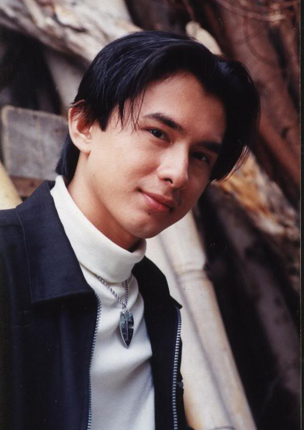 Đan Trường để lại tóc bổ luống "huyền thoại" sau hơn 20 năm vì điều này? hình ảnh 1 dan truong de lai toc bo luong "huyen thoai" sau hon 20 nam vi dieu nay? hinh anh 1