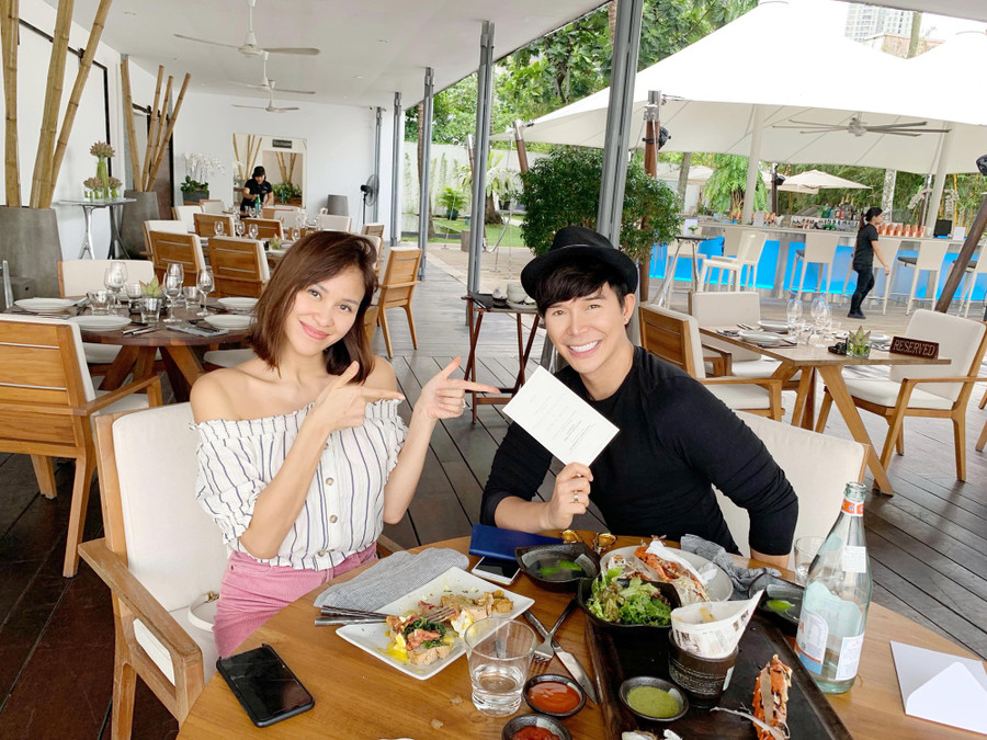 Lộ gia thế siêu khủng của chồng Tây siêu mẫu Phương Mai: Đẹp trai, con nhà giàu, giám đốc một tập đoàn tư vấn tài chính đình đám - Ảnh 1. Lộ gia thế siêu khủng của chồng Tây siêu mẫu Phương Mai: Đẹp trai, con nhà giàu, giám đốc một tập đoàn tư vấn tài chính đình đám - Ảnh 1.