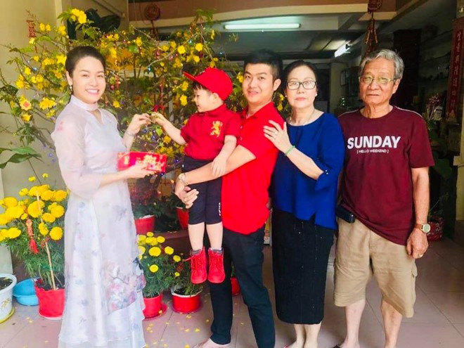 Hóa ra Nhật Kim Anh đã ly hôn gần 3 năm, lộ quan hệ thật với chồng cũ khiến cô bức xúc công khai mọi chuyện - Ảnh 3 Hóa ra Nhật Kim Anh đã ly hôn gần 3 năm, lộ quan hệ thật với chồng cũ khiến cô bức xúc công khai mọi chuyện - Ảnh 3