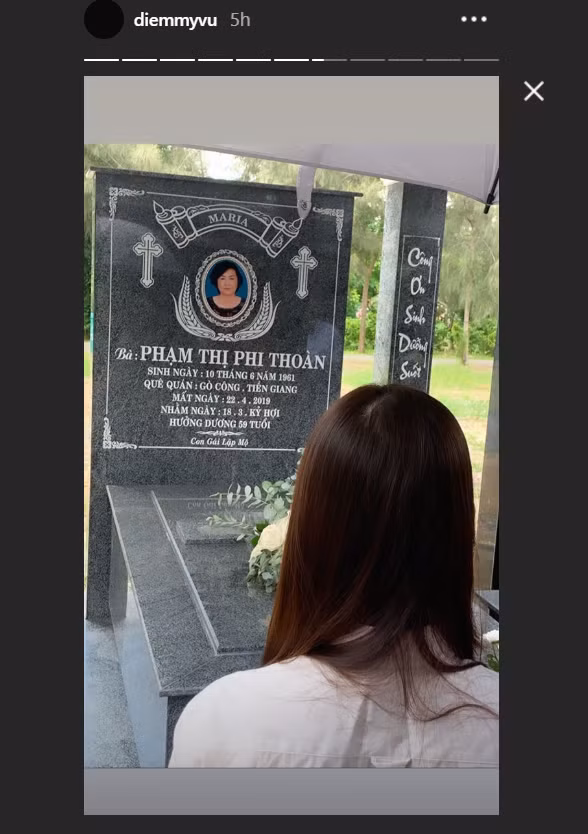 49 ngày mẹ mất, Diễm My 9x đã có thể bình thản làm điều này - Ảnh 1. 49 ngày mẹ mất, Diễm My 9x đã có thể bình thản làm điều này - Ảnh 1.