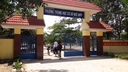 hieu truong nhan gan 1,6 ty dong de chay viec hinh 2