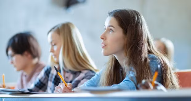 Học phí là một trong những rào cản lớn nhất đối với những người muốn học đại học ở Ailen