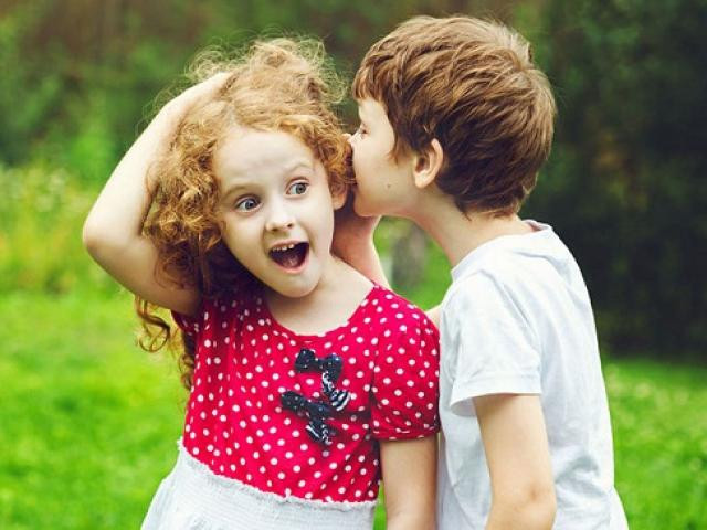 Trẻ nhỏ cũng cần được hiểu rõ về cơ thể của mình để có ý thức bảo vệ bản thân