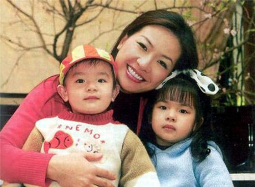 Ca sĩ Thùy Dung: “Tôi may mắn có người chồng rất hiểu và chiều mình“ ảnh 3 Ca sĩ Thùy Dung: “Tôi may mắn có người chồng rất hiểu và chiều mình“ ảnh 3