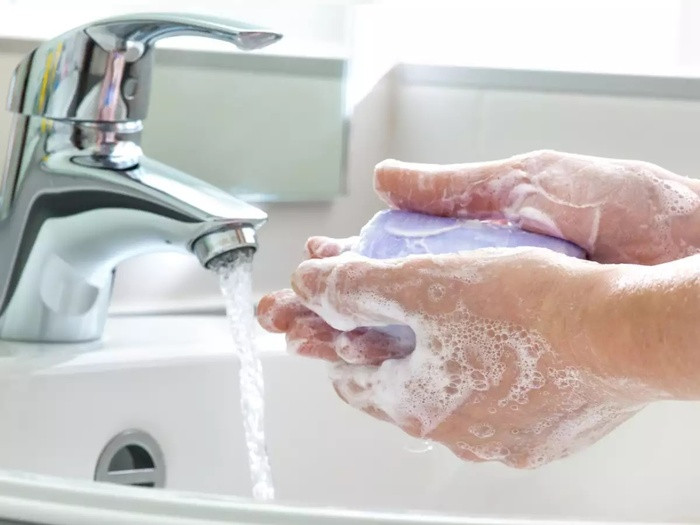 Để khỏe mạnh khi ngồi trước máy tính cả ngày bạn hãy làm ngay 7 cách này