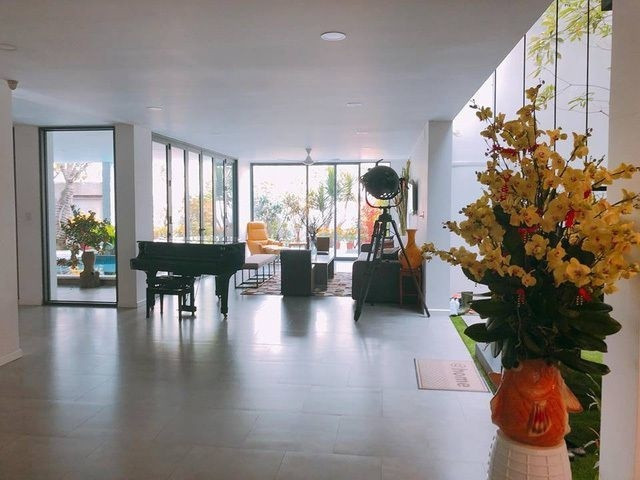 Khám phá biệt thự đẹp mê ly của Hồ Ngọc Hà ảnh 4