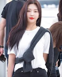 4 kiểu diện cardigan khiến các sao Hàn "điên đảo" ảnh 17 Kết quả hình ảnh cho 레드 벨벳 조이 차량