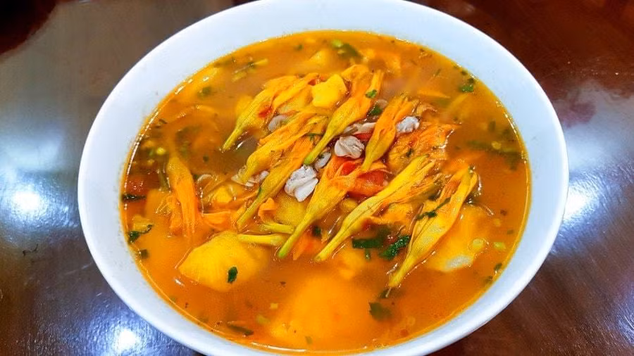 Hoa hiên mùa hè giá tiền triệu, đặc sản mỗi năm chỉ có một lần-2