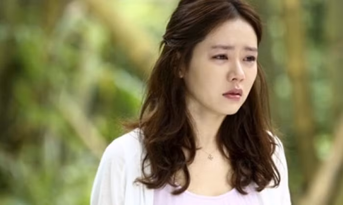 hoi han vi duoi con dau cu ra khoi nha