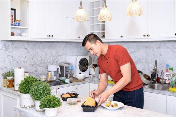 Thăm tổ ấm của cặp vợ chồng ngôn tình đáng "ghen tị" nhất nhì showbiz Việt ảnh 10